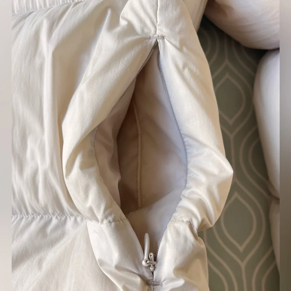 Uniqlo Ultra Light Down Puffer Parka - Picture 7 of 9